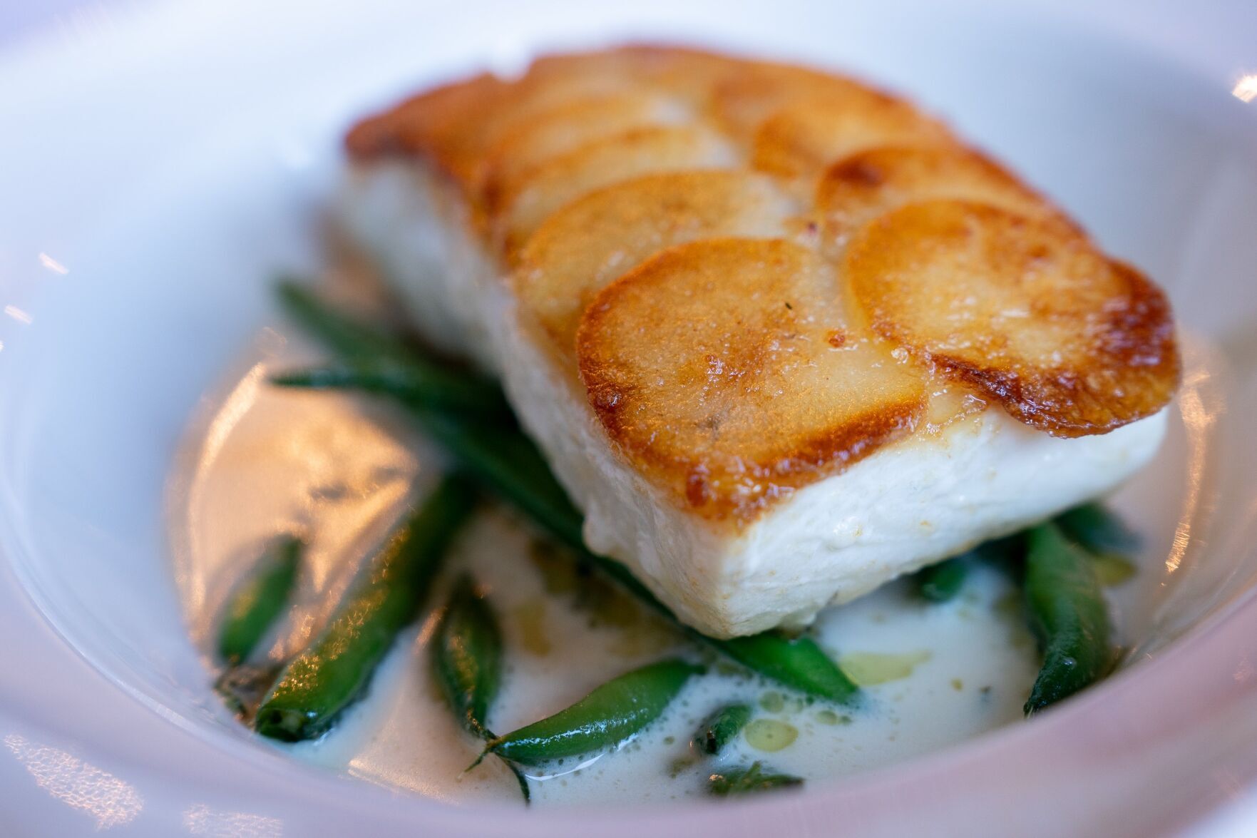 Dining Review: Wright's Tavern